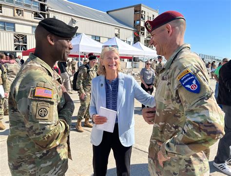 Sullivan Murkowski Celebrate Activation Of The 11th Airborne Division