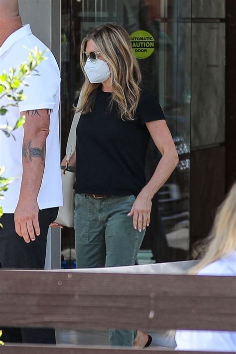 Jennifer Aniston In Casual Outfit Beverly Hills 07092021 Celebmafia