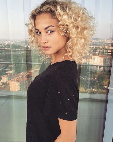Stephanie Rose Bertram On Instagram Perfect In Curly Hair