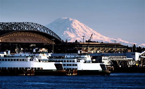 Mount Rainier As Viewed From Waterfront Park Seattle Oc 5028 X 3117