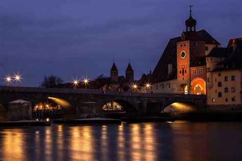 Nacht is the german and dutch word for night. Regensburg bei Nacht Foto & Bild | nachtaufnahme ...