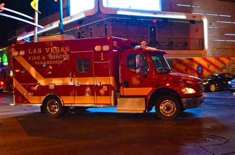 Las Vegas Fire And Rescue Paramedics 1 Las Vegas Fire Rescue Fire