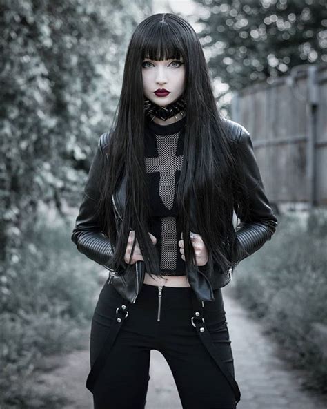 Anastasia Eganydeath • Instagram写真と動画 Gothic Outfits Hot Goth Girls Gothic Fashion