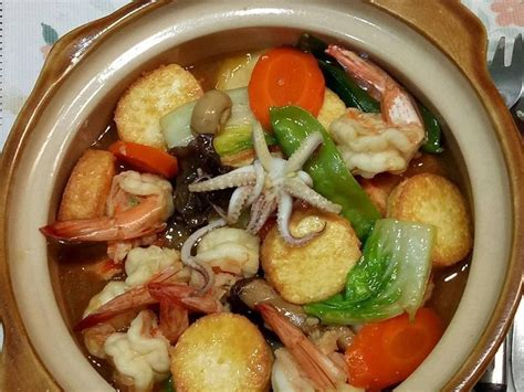 Kamu bisa membuat sapo tahu sajian khas oriental yang rasanya terkenal enak. Resep Sapo Tahu yang Seenak Buatan Restoran