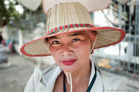 Cambodian People Photos - Travel Photography - Travel Portraits Gallery