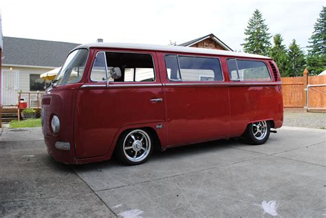 Vw Vintage Rides 1969 Deluxe Red Bus