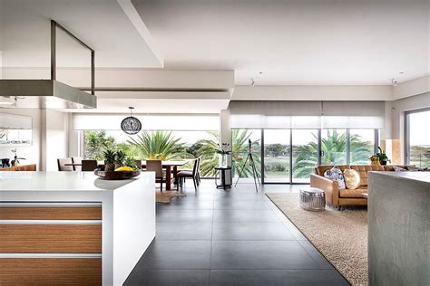 Ia design is a leading national design and architectural consultancy in the commercial, education, government, health and hospitality sectors. Modern Rectangular House Impresses With A Splendid ...