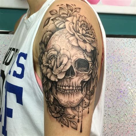 Pin By Laura Fracker On Skulls Feminine Skull Tattoos Skull Sleeve Tattoos Badass Tattoos