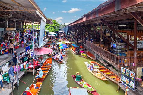 The Colorful Damnoen Saduak Floating Market In Ratchaburi Bangkok