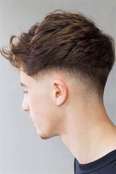 Low Fade Haircut Guide And Styling Ideas ️│MensHaircuts.com | Low fade