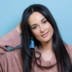  Musgraves Bio Age Facts Wiki Net Worth Height Awards Married
