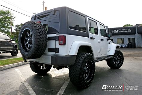 Jeep Wrangler With 20in Fuel Throttle Wheels Exclusively From Butler