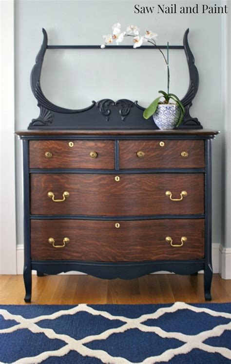 Start with practical pieces in the earliest days of home décor, farmhouses were appointed with just the basics: Amazing Painted Furniture With Farmhouse Style - The ...