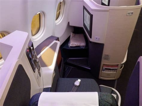 Review Cathay Pacific A330 Business Class Reviews Blog Luxury