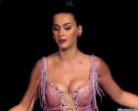 Katy Perry S Super Bouncy Boobs Nude Celebs