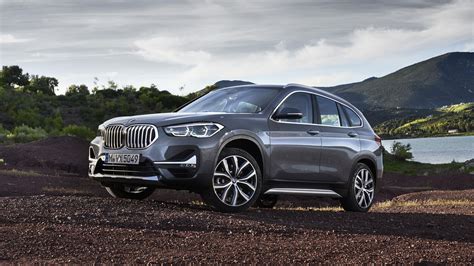 There are 760 matching lease deals for bmw x1 models. 2020 BMW X1 gets a bigger grille along with other small ...