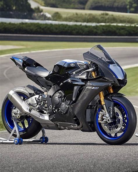Yamaha yzf r1m bike is now available in india. Grid Motors 🇧🇷 on Instagram: "💥 Nova Yamaha YZF-R1 M 2020 ...