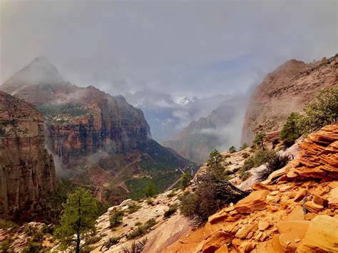 Earths Breathtaking Views Canyon Overlook At Zion National Park Ut