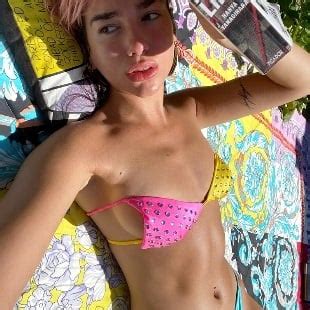 Dua Lipa S Tits And Ass Flaunting Going Well