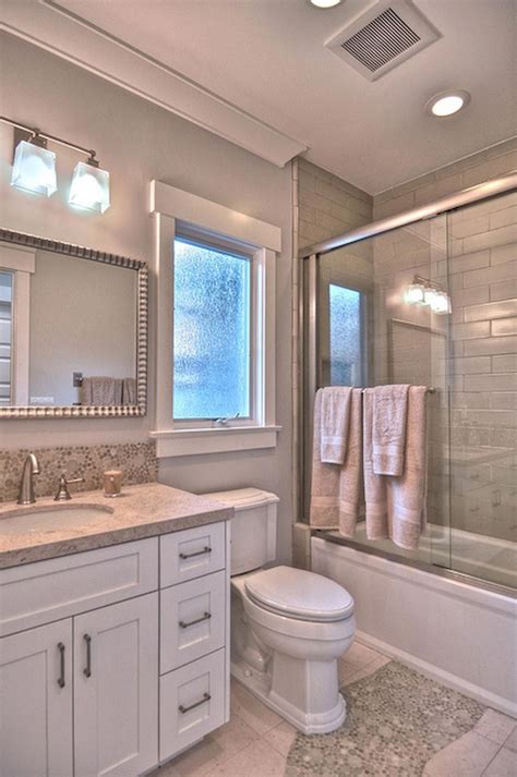 33 Awesome Small Bathroom Makeovers Ideas On A Budget Small Bathroom