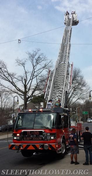 Sleepy Hollow Fire Departments New E One Hp 95 Midmount Tower Ladder