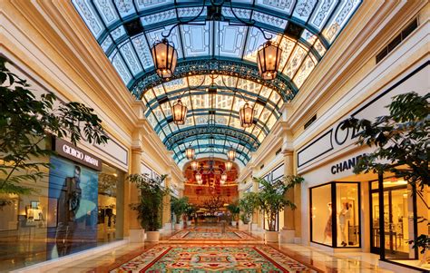 Shop Til You Drop In Vegas Top 10 Best Shopping Destinations In Las