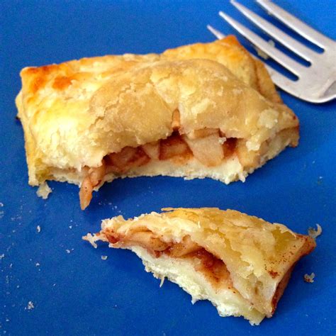 Happy Go Marni Quick Puff Pastry Apple Hand Pies Baking Recipes Happiness