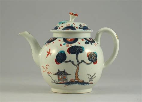 A Worcester Teapot And Cover 7ins Wide Sold £700 Uk