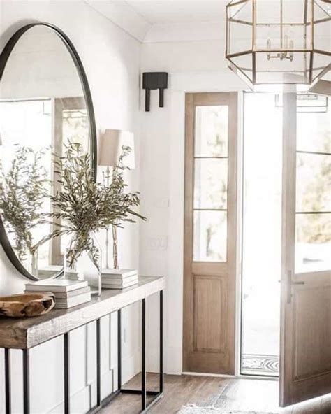 15 Ideas For Creating The Most Beautiful Foyer