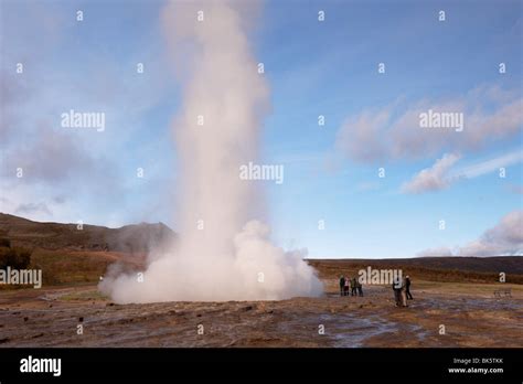 Strokkur The Churn Erupts Every 5 10 Minutes To Heights Of Up To 20
