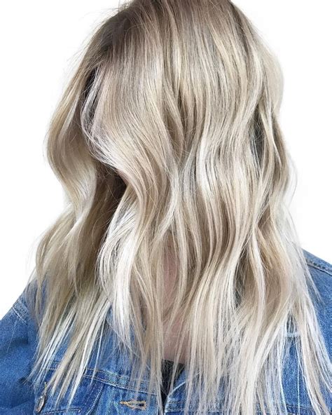The new platinum color is on the cooler end of the spectrum with icy blondes and smoky hues. 10 Of The Sexiest Shades For Platinum Blonde Hair You Will ...