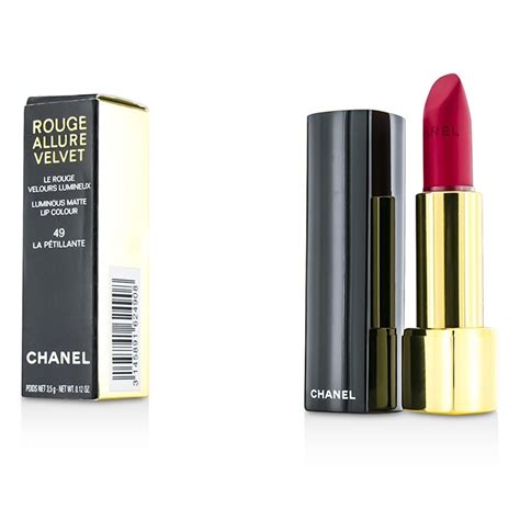 Цветовете, които са споменати в този пост са 68 émotive, 69 abstrait и 70 unique. Chanel Rouge Allure Velvet - # 49 La Petillante | Fresh™