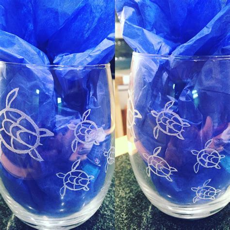 Turtle Wine Drinking Glass Personalized Glassware Etched Etsy Personalized Glassware Etched