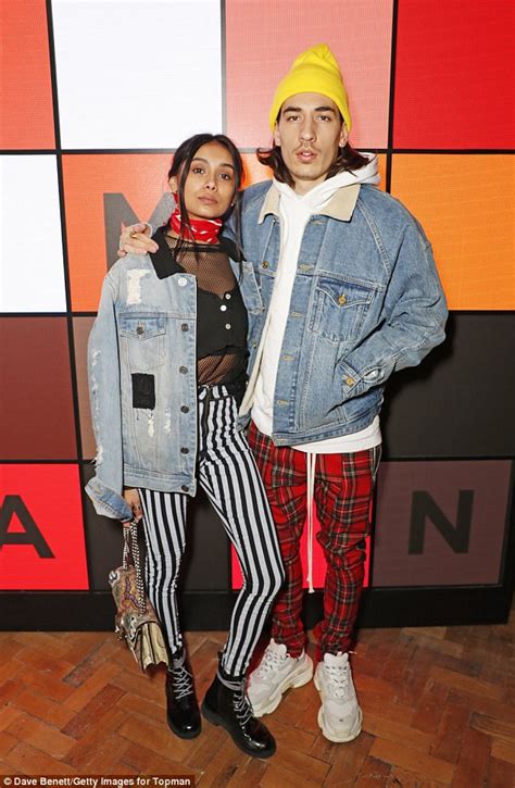 I hope you liked it. Bellerin enjoys Arsenal weekend off at London Fashion Week ...