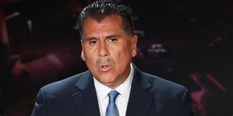 Robert Luna Defeats Scandal Plagued Alex Villanueva In Los Angeles County Sheriff S Race