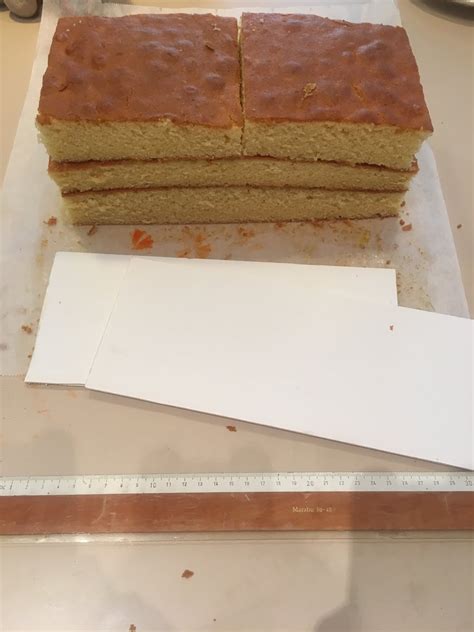Über einem warmen wasserbad schmelzen. Müllauto-Torte inkl. Tutorial und Rezept für meinen Neffen ...