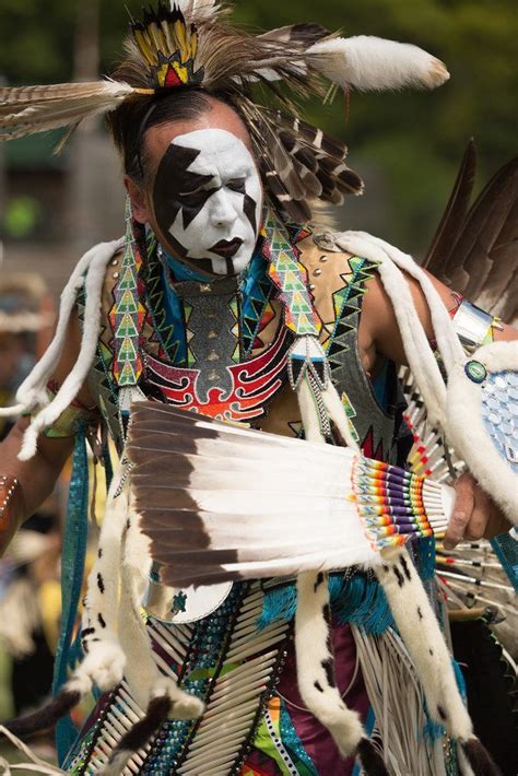 Powwow Dancer Native American Dance Native American Men Native