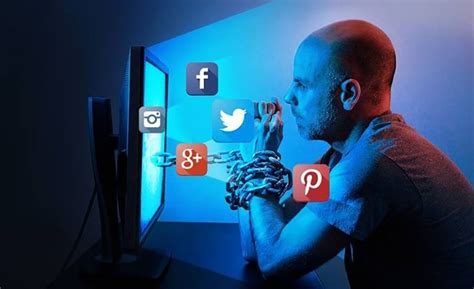 6 negative effects of social networks be careful with them gearrice