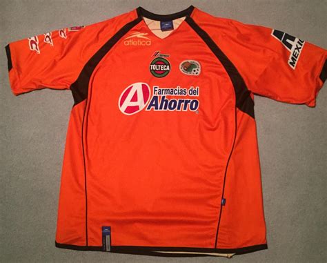 Maybe you would like to learn more about one of these? Chiapas Jaguares FC Home football shirt 2004 - 2005.