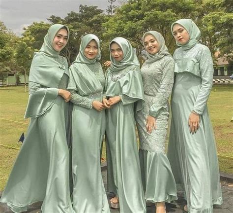53 model baju gamis anak perempuan muslimah tercantik. 100+ Inspirasi Model Baju Gamis Pesta Modern Terbaru 2019 ...