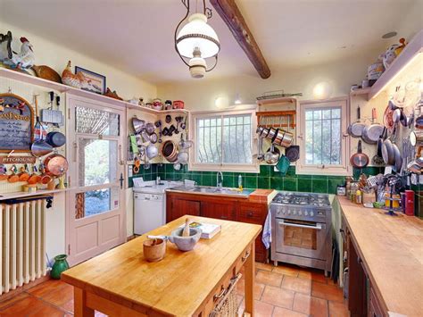Julia Childs House In Provence Is For Sale Condé Nast Traveler
