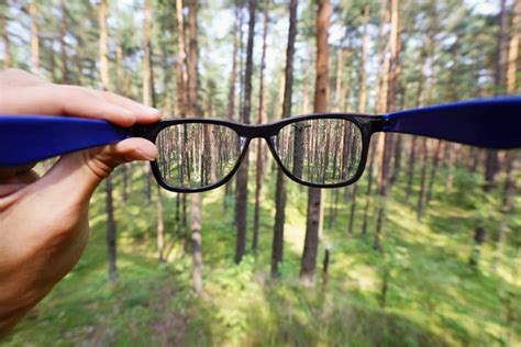 The 9 Worst Things About Wearing Glasses · Laser Eye Institute