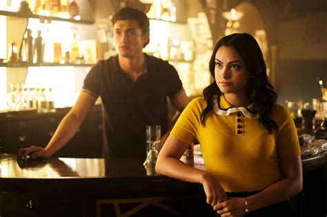 Best and free online streaming for riverdale tv show. Riverdale Recap Season 3, Episode 3: 'As Above, So Below'