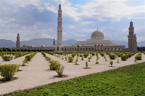 جامع السلطان قابوس الكبير صــــــــــــــــــــــور هوامير