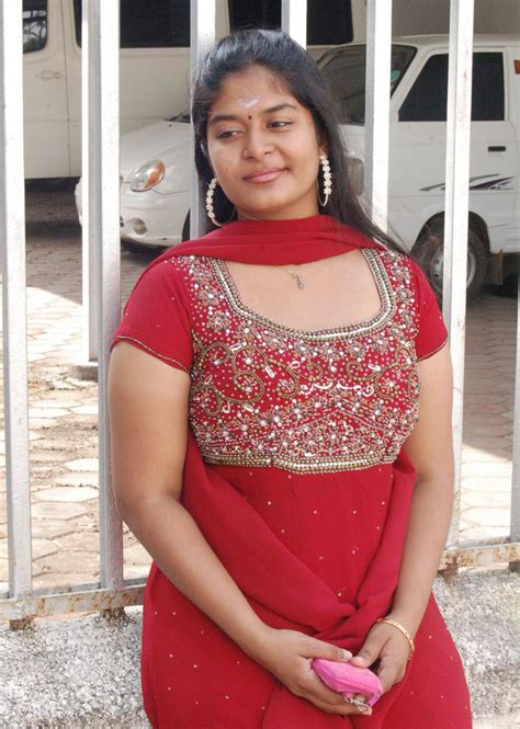 Tamil Serial Actress Neepa Hot Pics Fasrceleb
