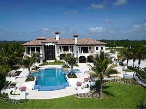 Estate Of The Day 166 Million Oceanfront European Style Mansion In