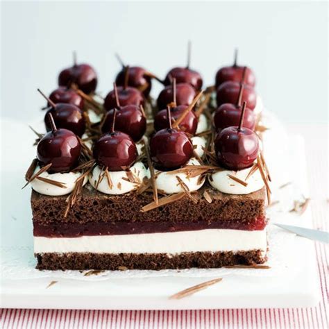 Kostenlose lieferung für viele artikel! Kleine Schwarzwälder | Rezept | Backrezepte, Kuchen ...