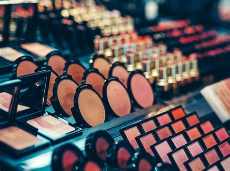 Cosmetic Industry Emerging Trends To Watch Out