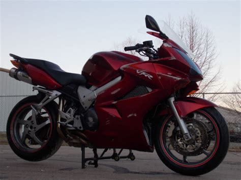 This is my own personal view, i am not a mechanic or a professional but i hope someone can. 2005 Honda VFR800 VFR 800