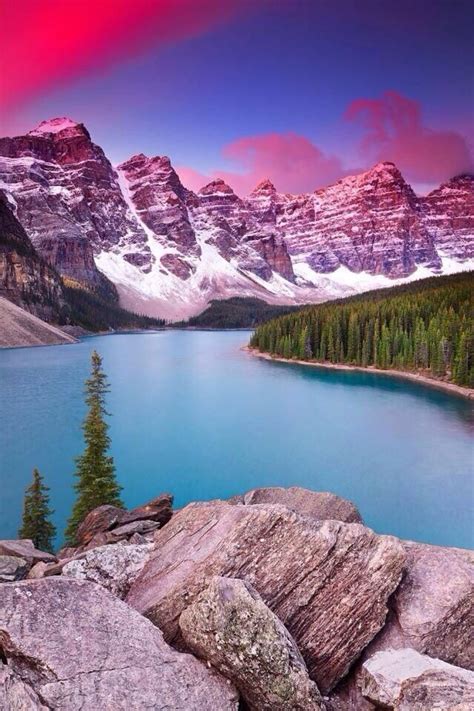 Moraine Lake At Sunrise Moraine Lake Beautiful Places National Parks